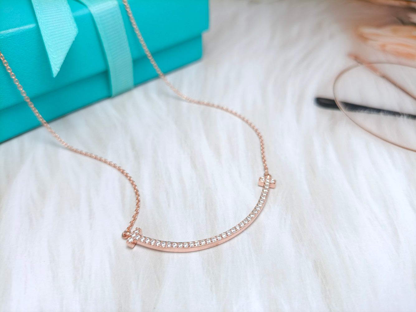 TIFFANY & CO. BIG SMILE PEDANT DIAMOND NECKLACE