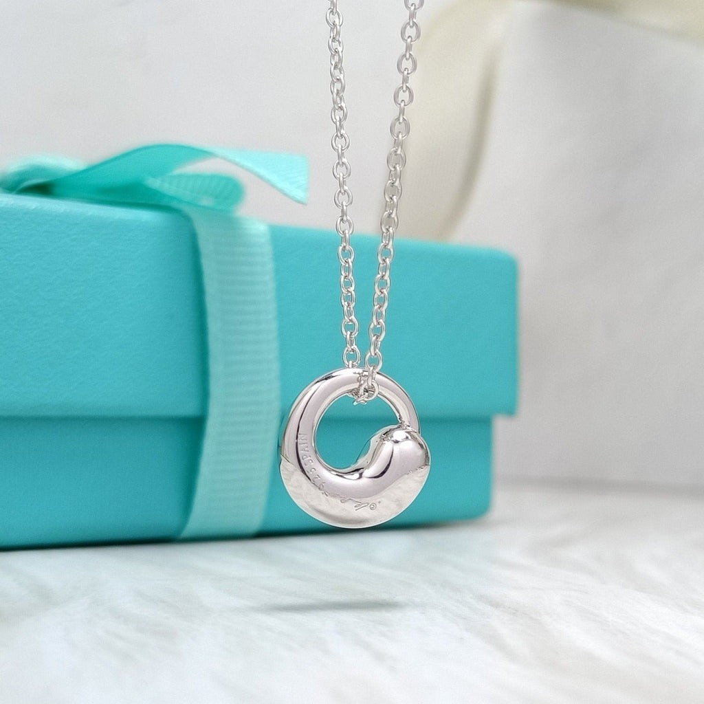 TIFFANY & CO. SNAIL PEDANT SILVER NECKLACE