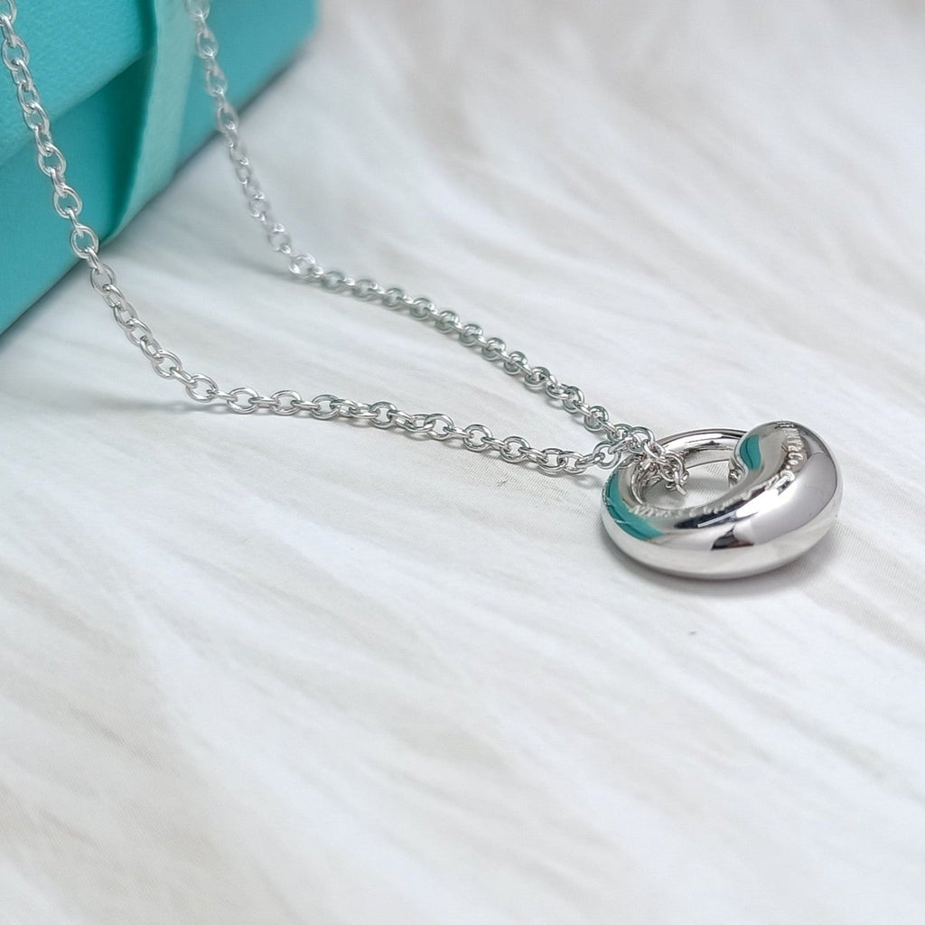 TIFFANY & CO. SNAIL PEDANT SILVER NECKLACE
