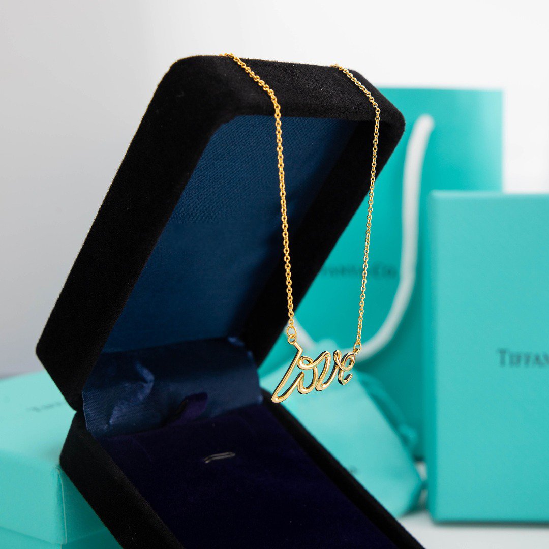 TIFFANY & CO. PALOMA S GRAFFITI LOVE NECKLACE