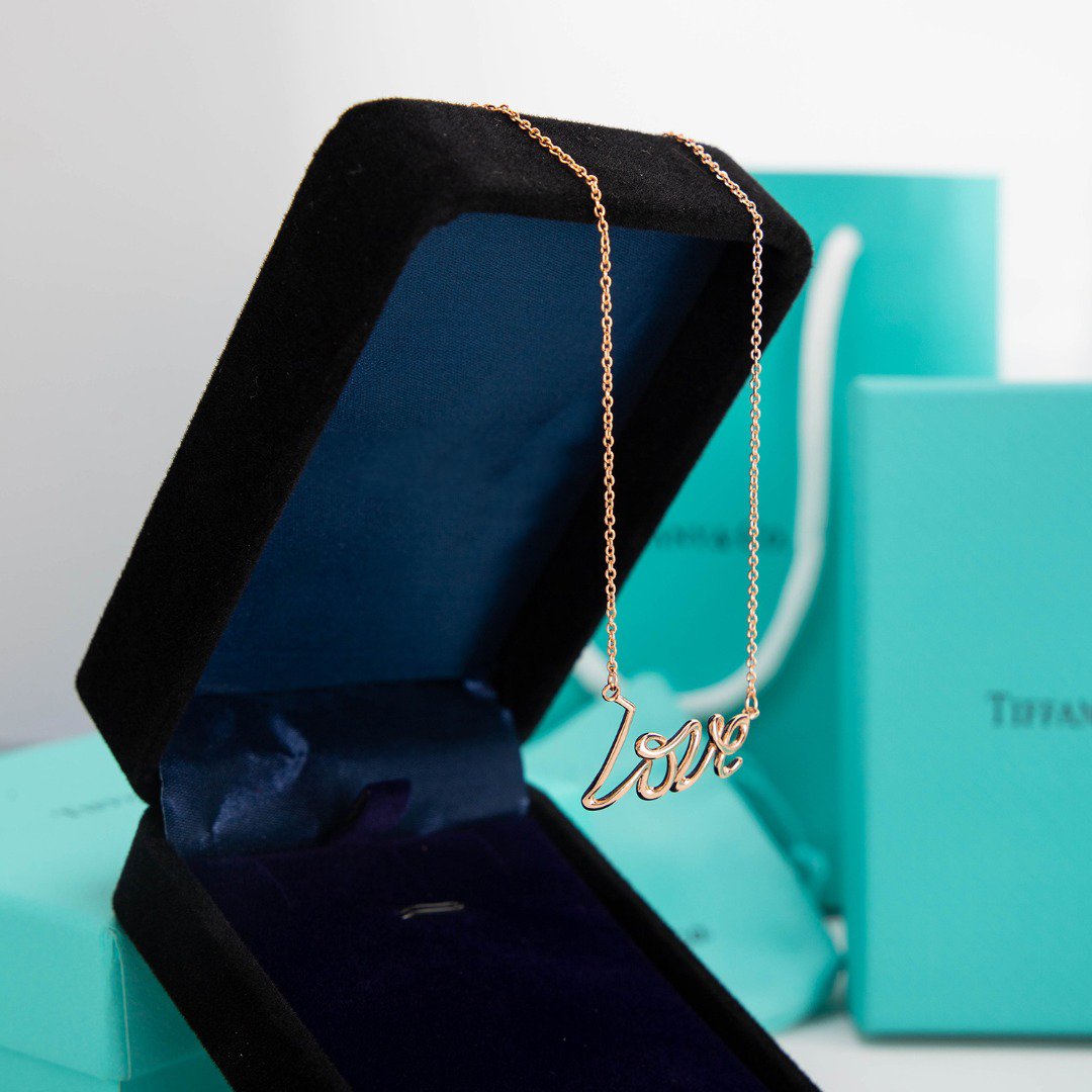 TIFFANY & CO. PALOMA S GRAFFITI LOVE NECKLACE