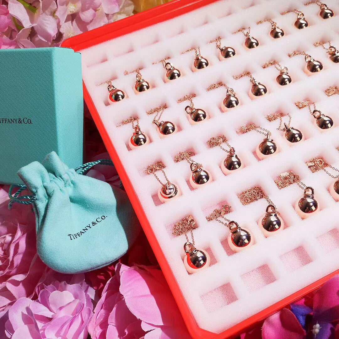 TIFFANY & CO. HARDWEAR PENDENTIF BALL ROSE NECKLACE
