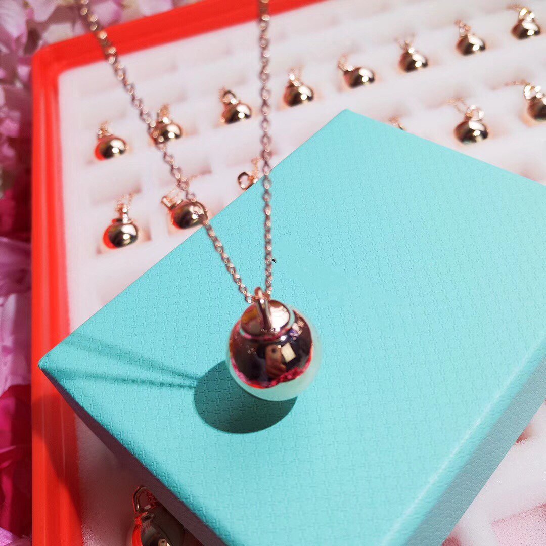 TIFFANY & CO. HARDWEAR PENDENTIF BALL ROSE NECKLACE