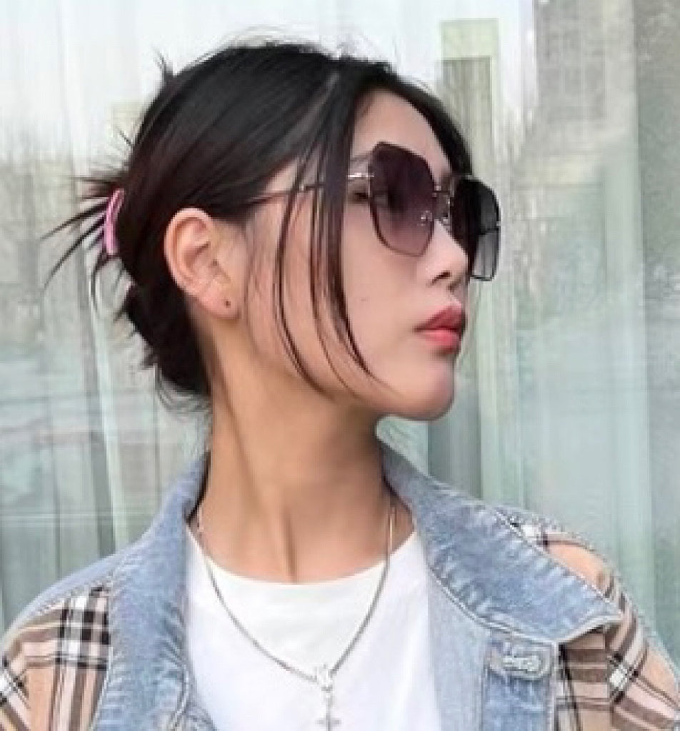 GUCCI SPECIALIZED FIT ROUND-FRAME SUNGLASSES 8660 IN METAL