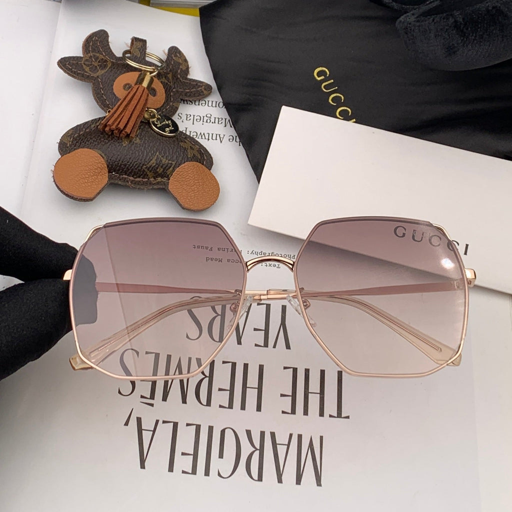 GUCCI SPECIALIZED FIT ROUND-FRAME SUNGLASSES 8660 IN METAL