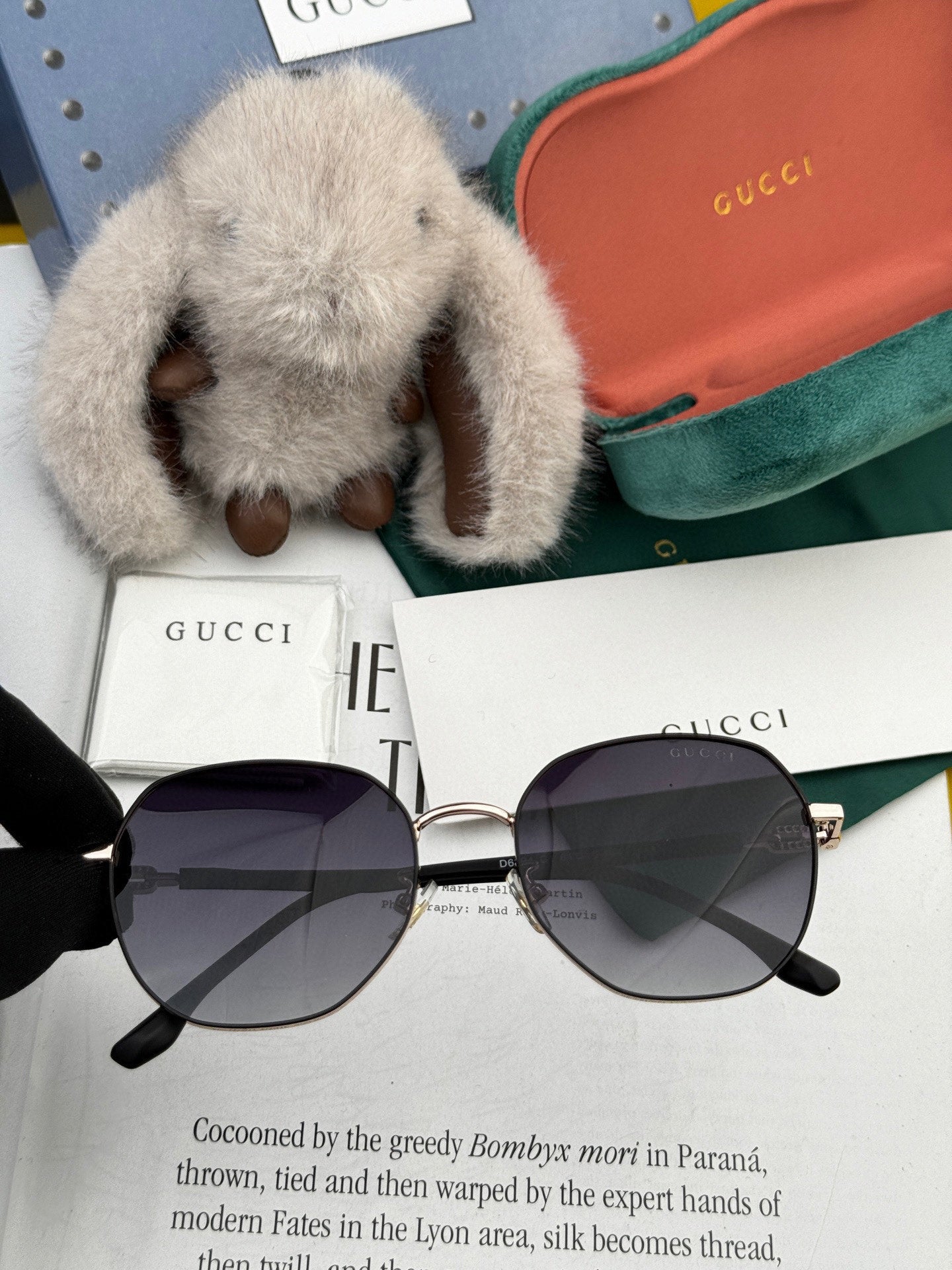 GUCCI OVERSIZED ROUND FRAME SUNGLASSES G4639 IN METAL