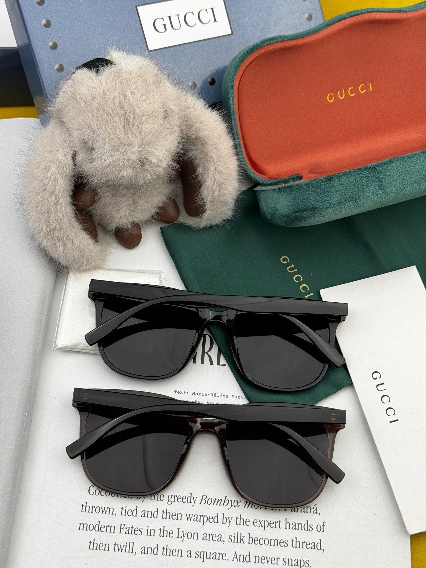 GUCCI SQUARE FRAME SUNGLASSES G77722 IN ACETATE