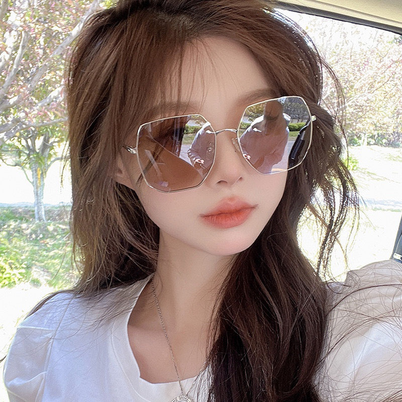 GUCCI SPECIALIZED FIT ROUND-FRAME SUNGLASSES 8660 IN METAL