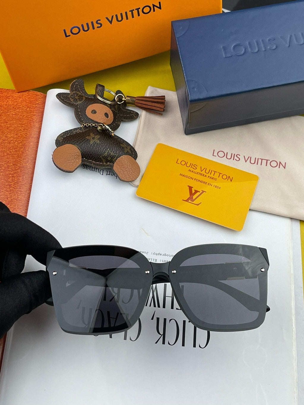 LOUIS VUITTON SQUARE SUNGLASSES L1765 IN ACETATE