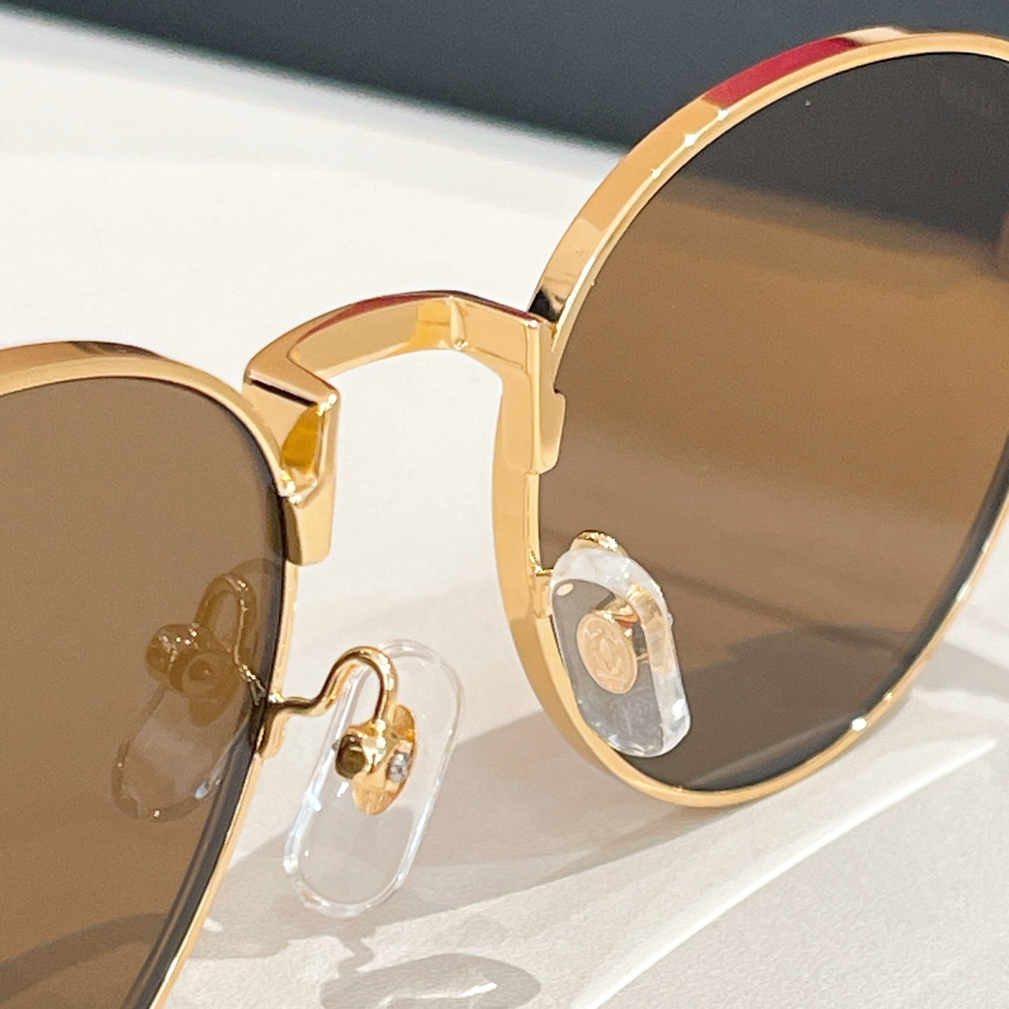 CARTIER PREMIÈRE ROUND FRAME SUNGLASSES CT0335S IN METAL