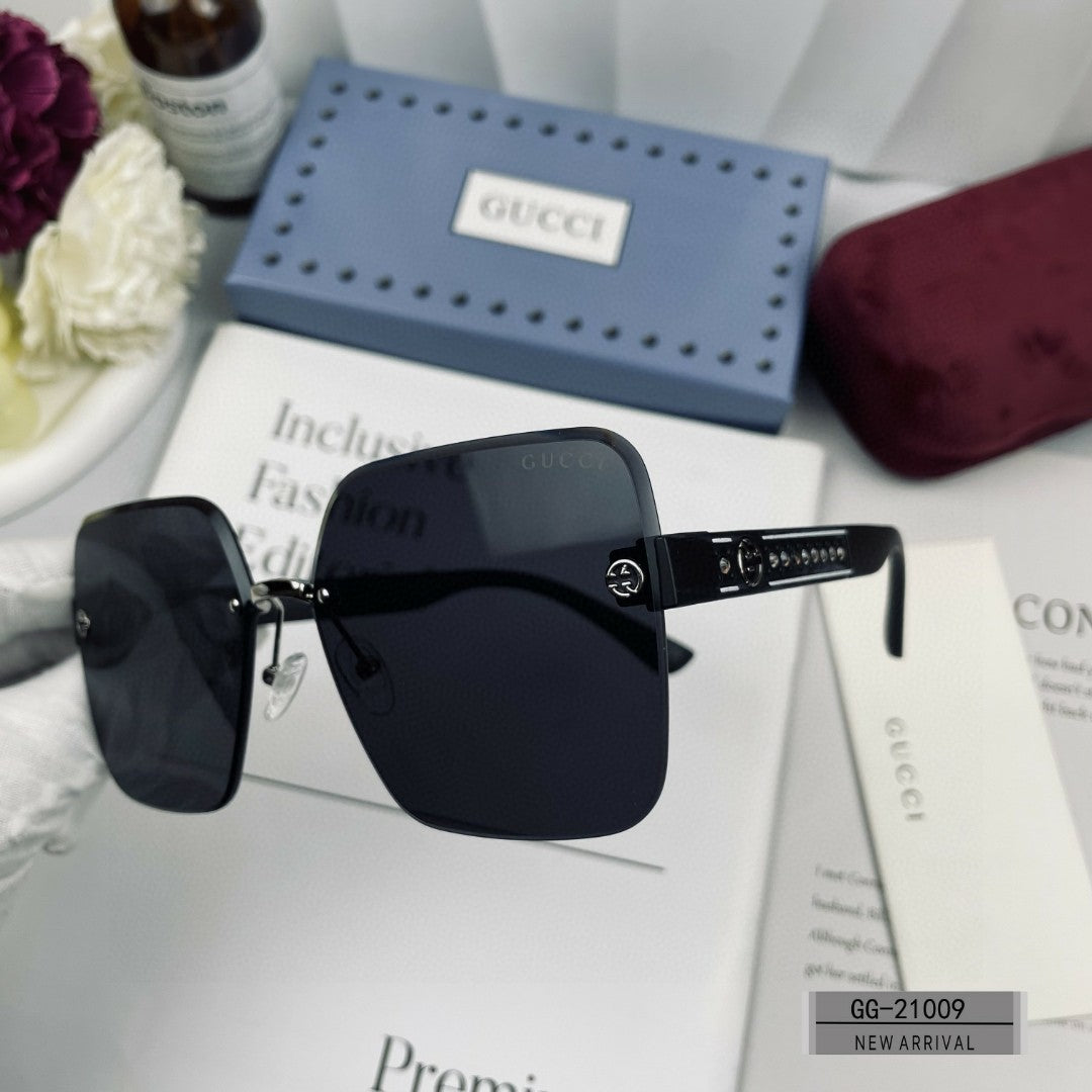 GUCCI CRYSTAL STUDDED SQUARE FRAME SUNGLASSES 21009 IN ACETATE