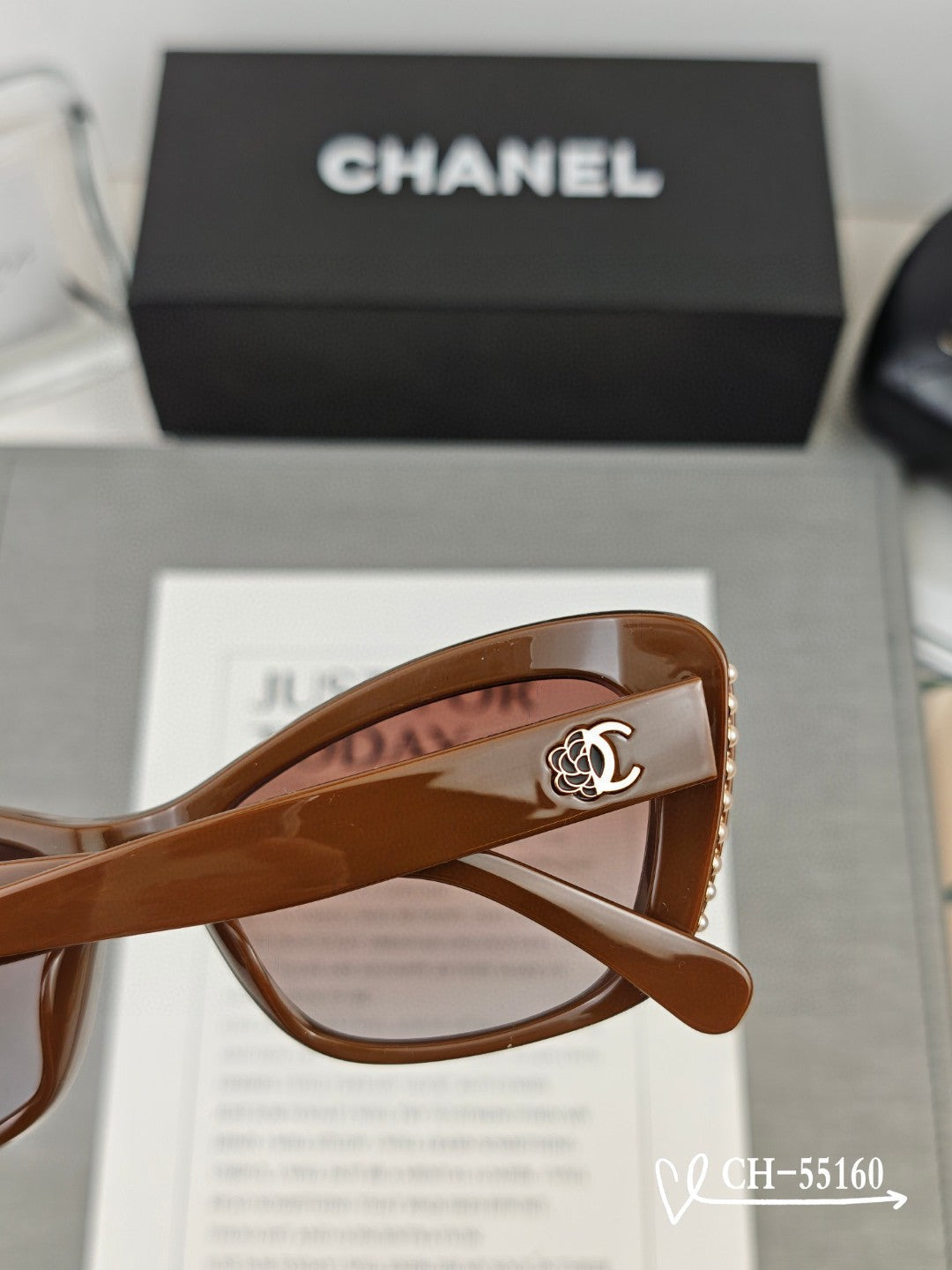 CHANEL CAT EYE SUNGLASSES 55160 IN ACETATE