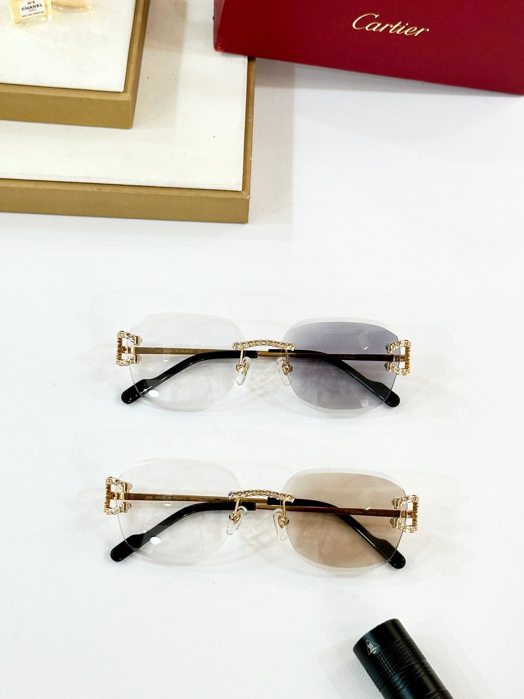 CARTIER CRYSTAL STUDDED RIMLESS SQUARE FRAME SUNGLASSES CT0603S IN METAL PHOTOCHROMIC LENSES