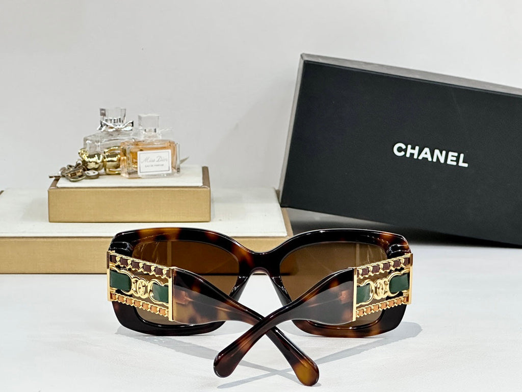 CHANEL SQUARE SUNGLASSES CH5537Q IN ACETATE CHAIN METAL