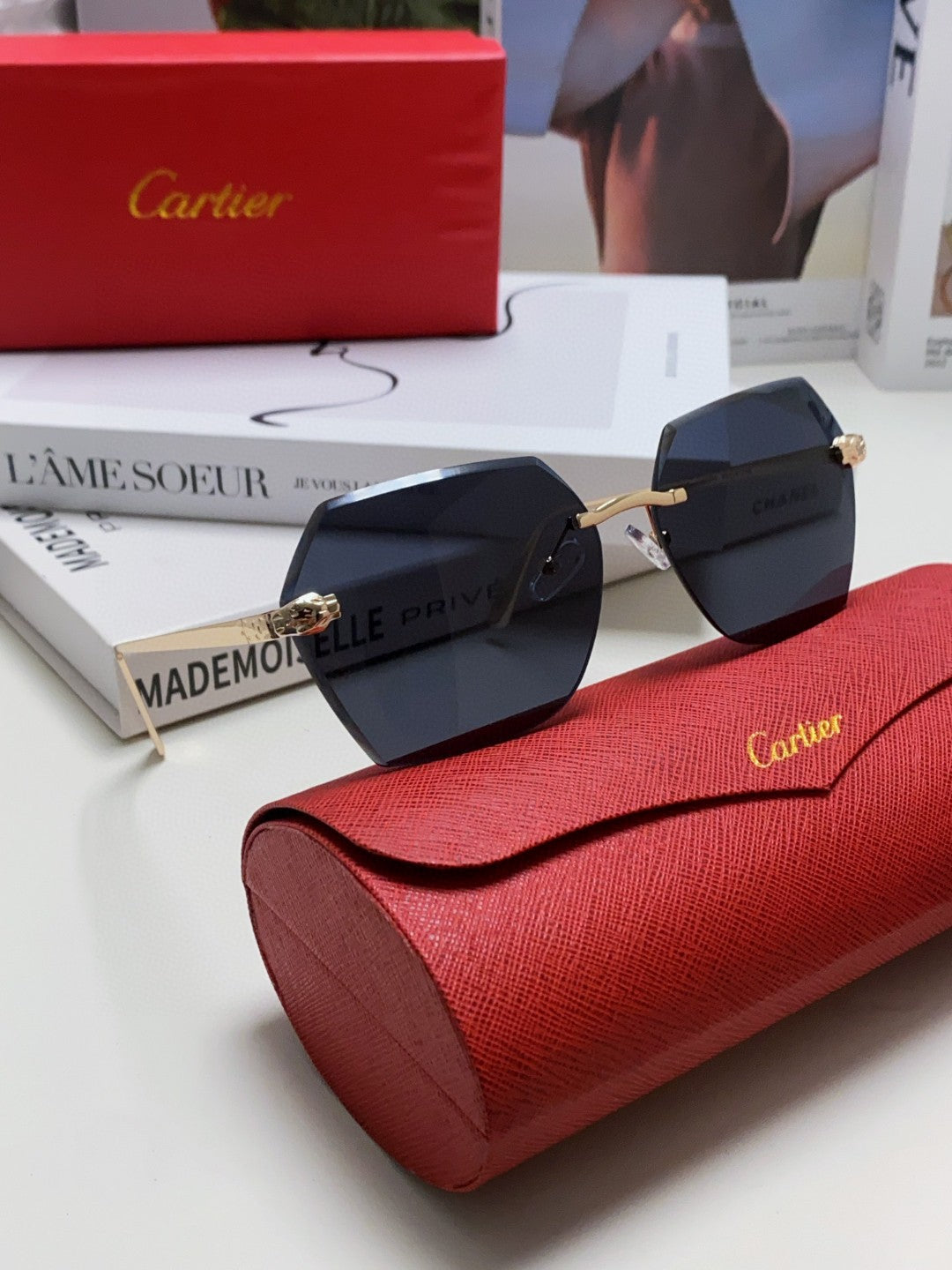 CARTIER PANTHÈRE RIMLESS GEOMETRIC FRAME SUNGLASSES 562061 IN METAL