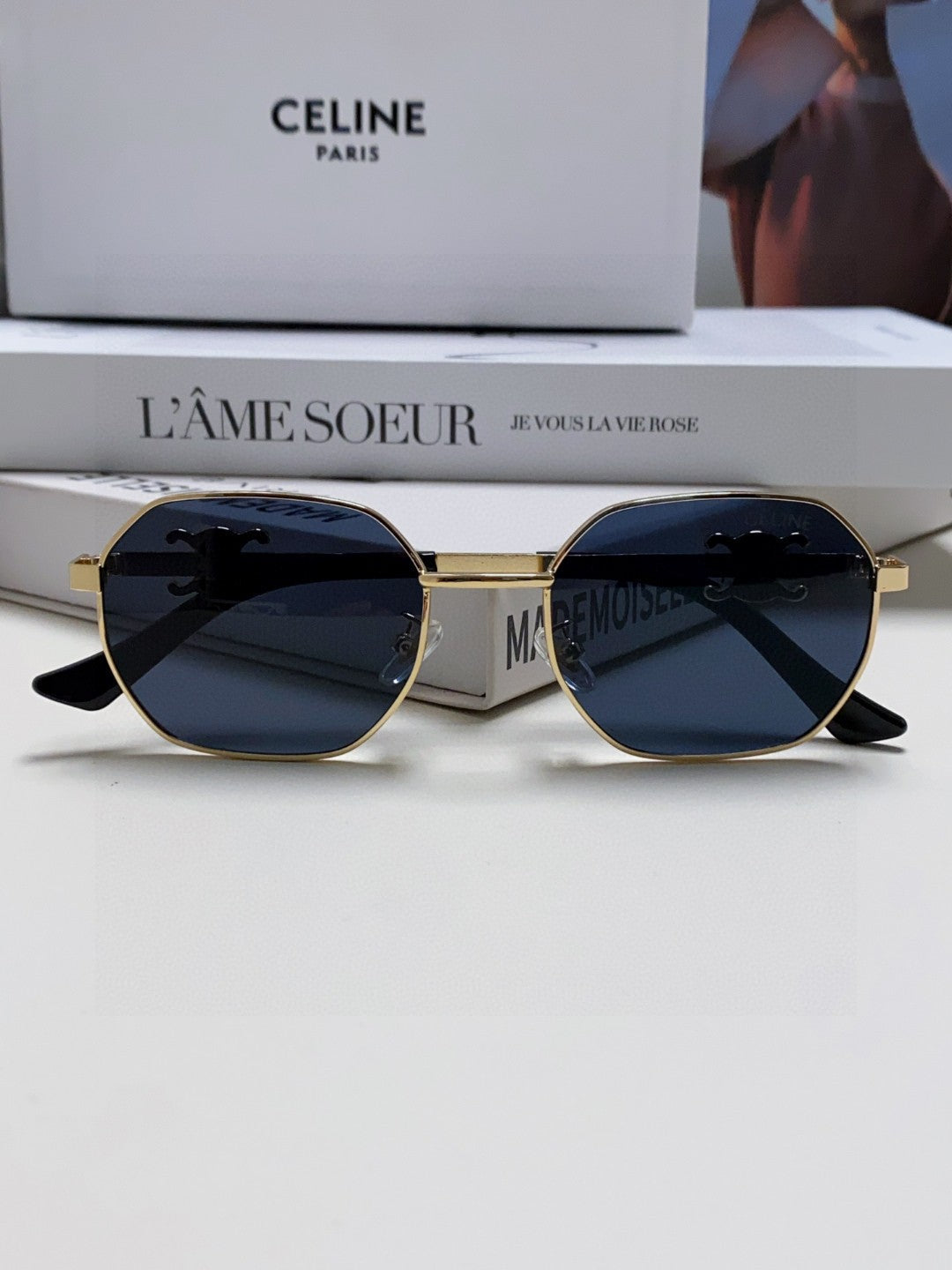 CELINE TRIOMPHE SUNGLASS 497823 IN GOLD METAL BLACK LENSES