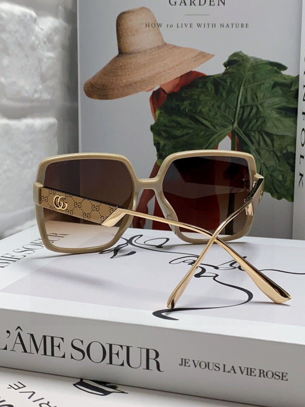 GUCCI SQUARE FRAME SUNGLASSES  567447 IN ACETATE
