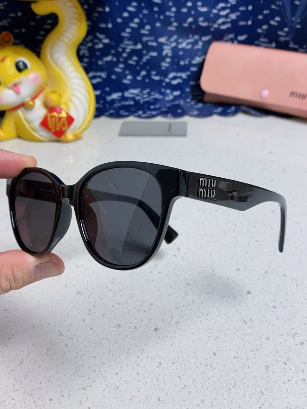MIU MIU RUNWAY SUNGLASSES 567504 IN BLACK ACETATE SILVER LOGO BLACK LENSES