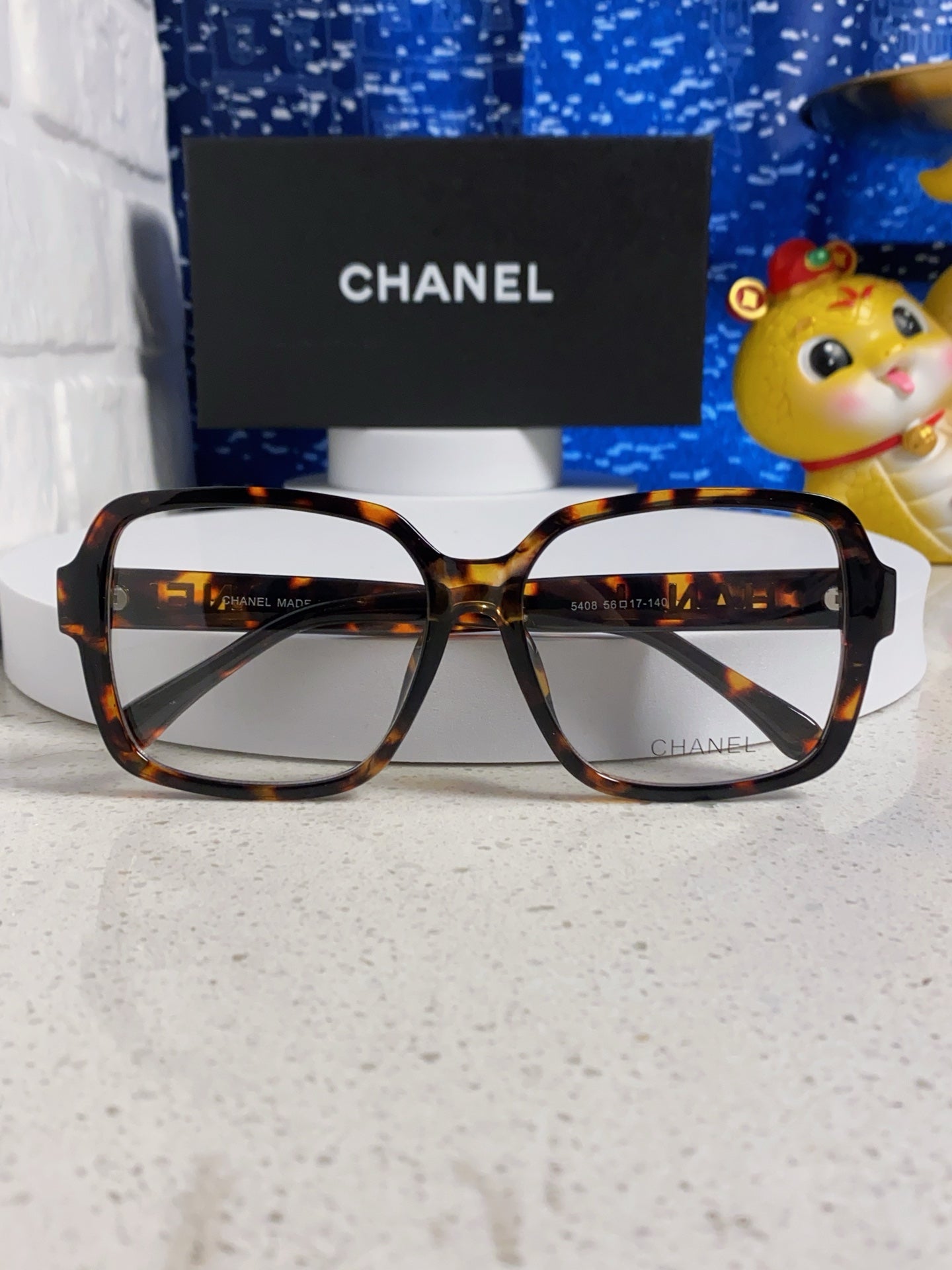 CHANEL SQUARE SUNGLASSES 638933 IN HAVANA ACETATE