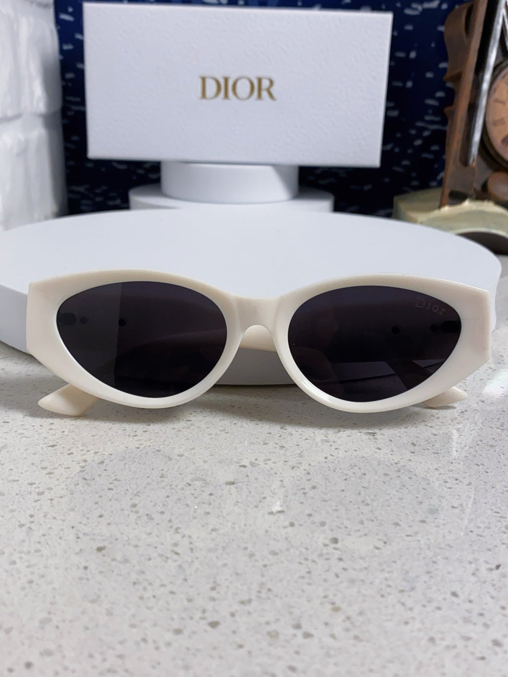 DIOR MONTAIGNE SUNGLASS 578113 IN OFF WHITE ACETATE