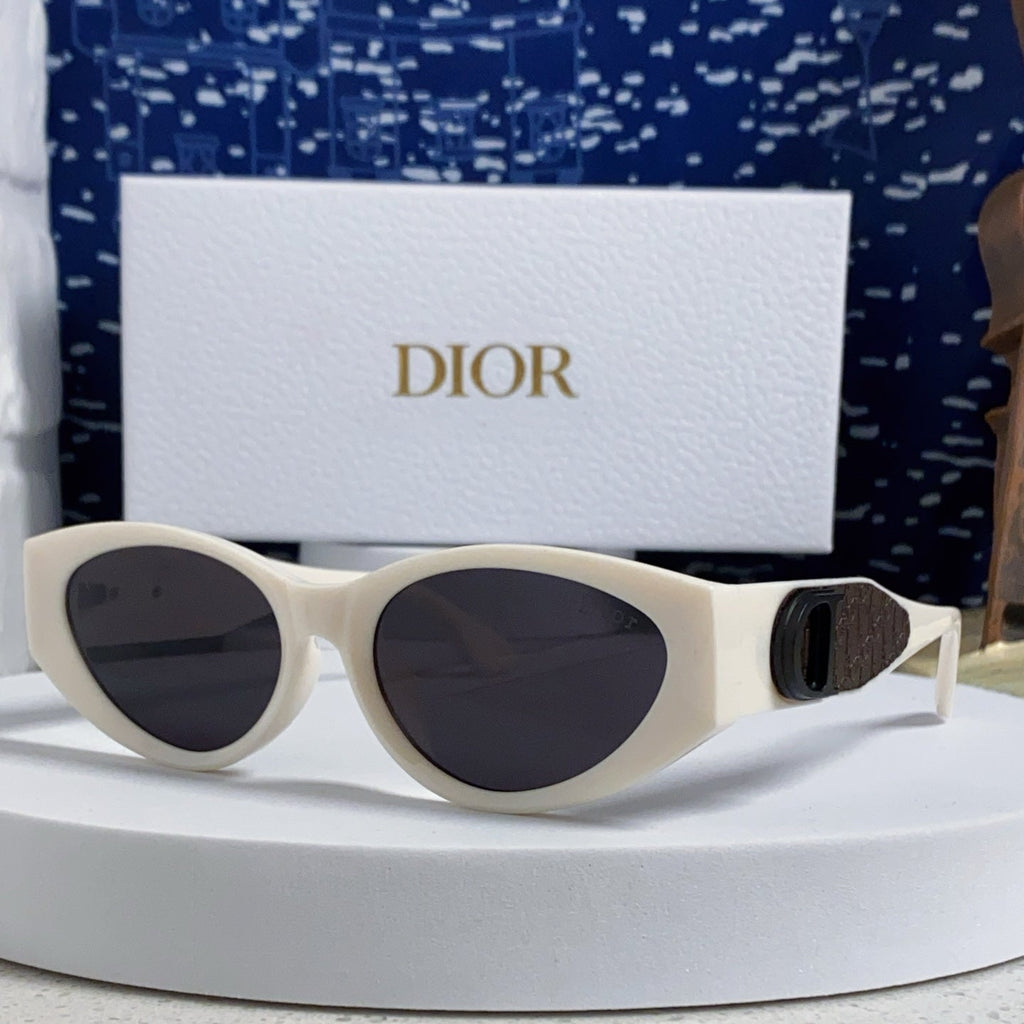 DIOR MONTAIGNE SUNGLASS 578113 IN OFF WHITE ACETATE