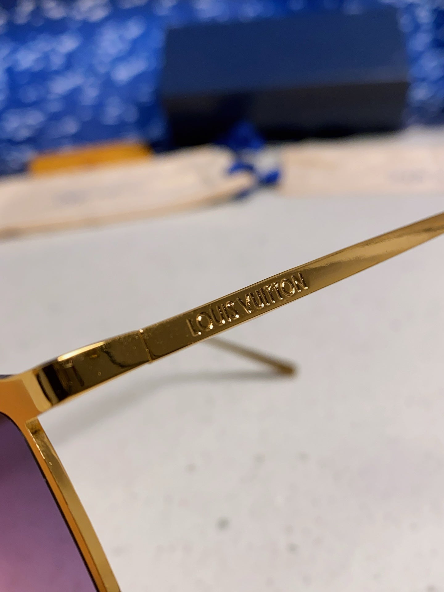 LOUIS VUITTON GOLDEN MASK SUNGLASSES 582731 IN GOLD METAL PURPLE SMOKE LENSES